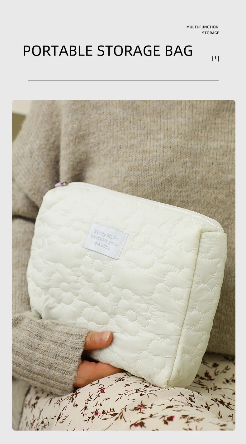 Sac à cosmétiques brodé