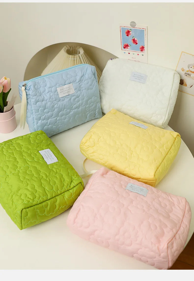 Sac à cosmétiques brodé