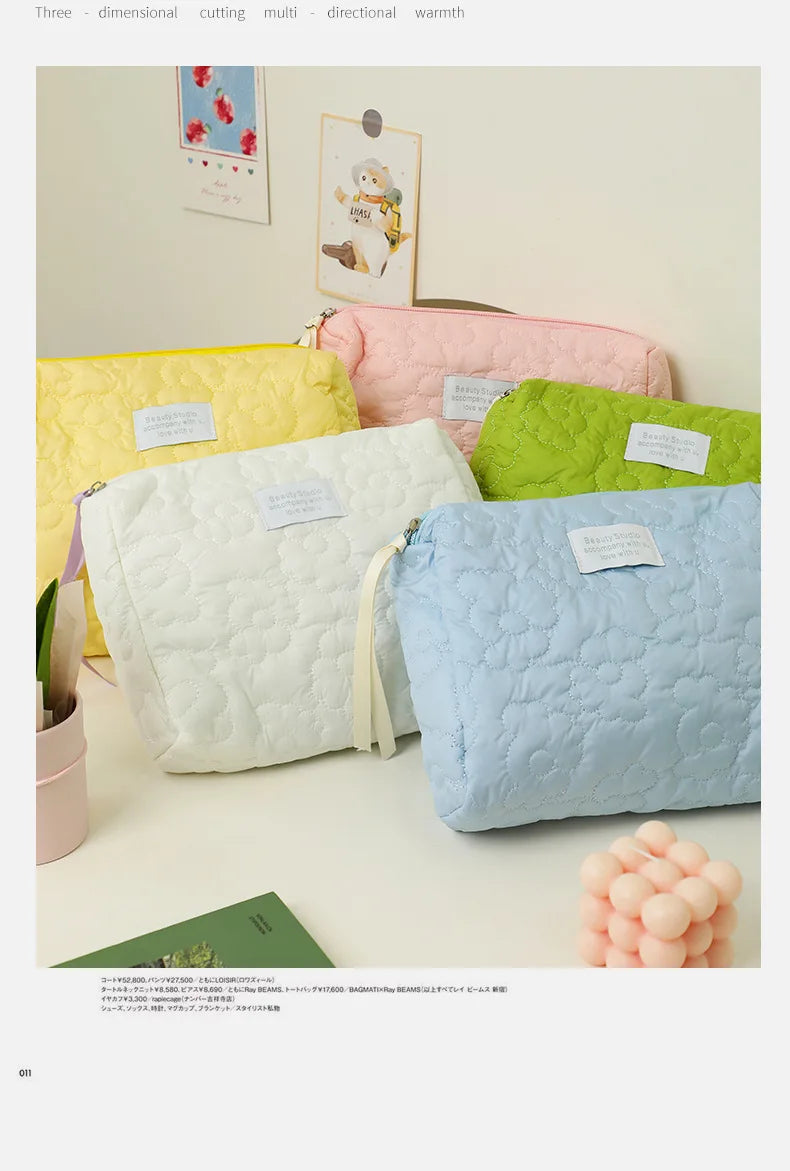 Sac à cosmétiques brodé