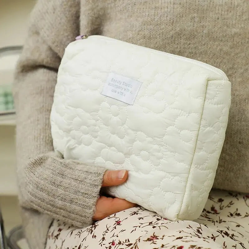 Sac à cosmétiques brodé